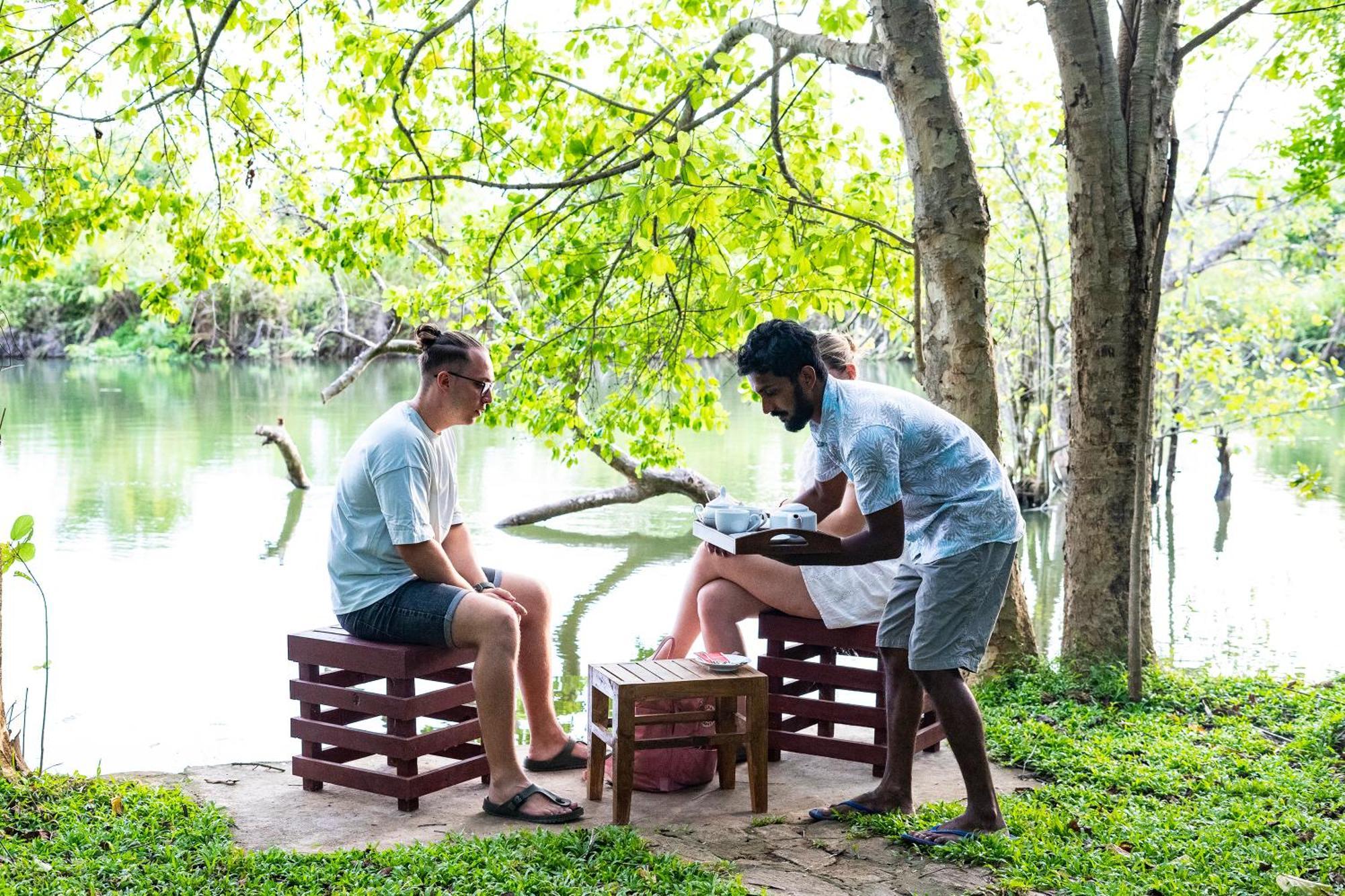 River Paradise Safari House With Cooking Class Udawalawe Exterior photo