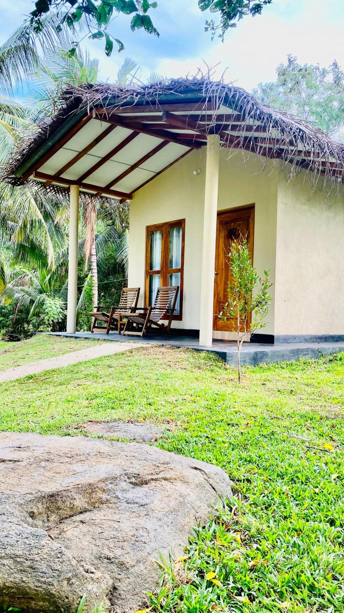 River Paradise Safari House With Cooking Class Udawalawe Exterior photo